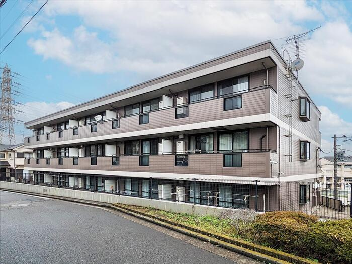 【外観】ガーデンヒルズ神大寺 