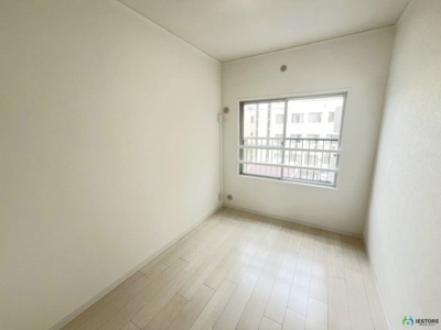 【寝室】 | 流町ビューハイツ | ゆとりの広さです