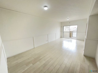 【居間・リビング】 | 流町ビューハイツ | 使いやすい居間です