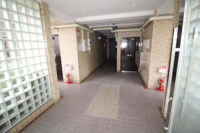 【エントランス】 | メゾン南桜塚