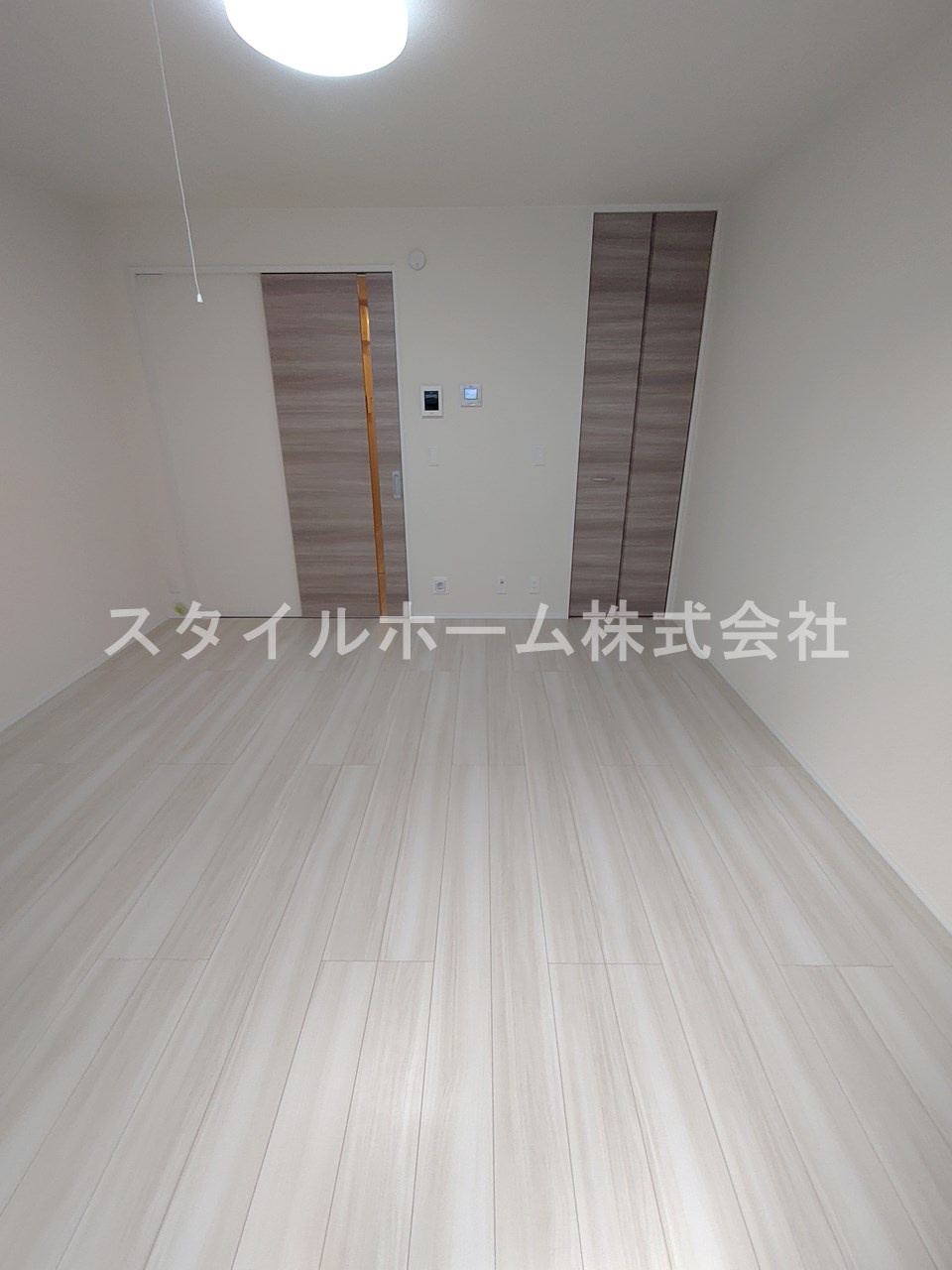 D-square古宿町の居間・リビング