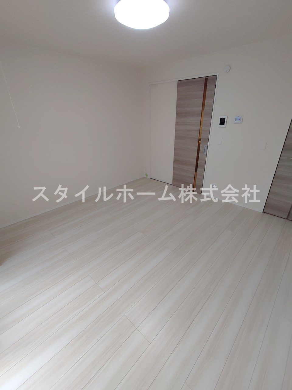 D-square古宿町の居間・リビング