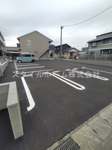 D-square古宿町の駐車場