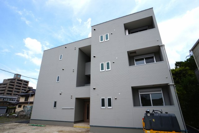 熊本市東区若葉３丁目のアパートの外観