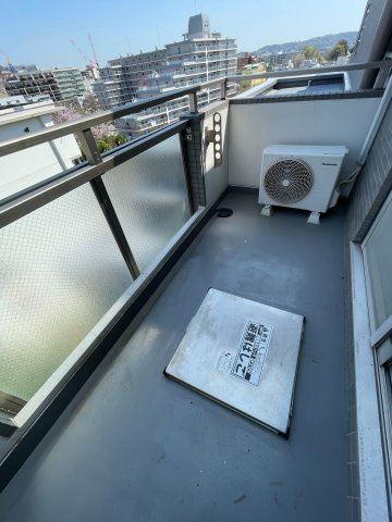 ヴァンヴェール府中のバルコニー