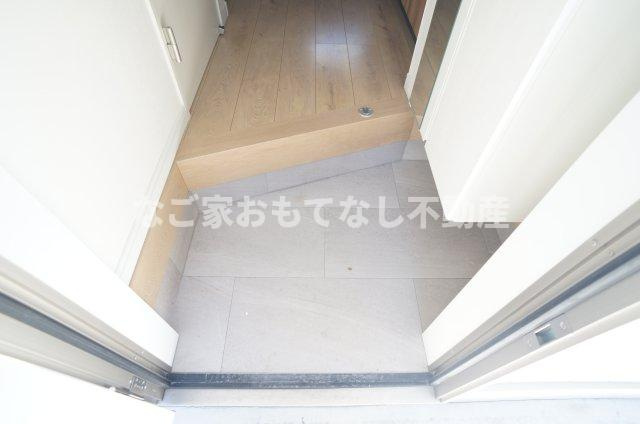 【玄関】 | RadIAnce須ヶ口(レイディエンススカグチ) | ※写真は別号室です