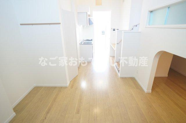 【居間・リビング】 | RadIAnce須ヶ口(レイディエンススカグチ) | ※写真は別号室です