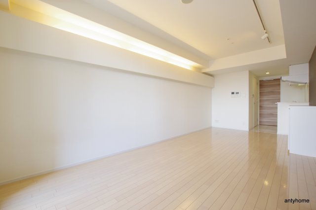 デュオン新大阪レジデンス　仲介手数料無料の居間・リビング