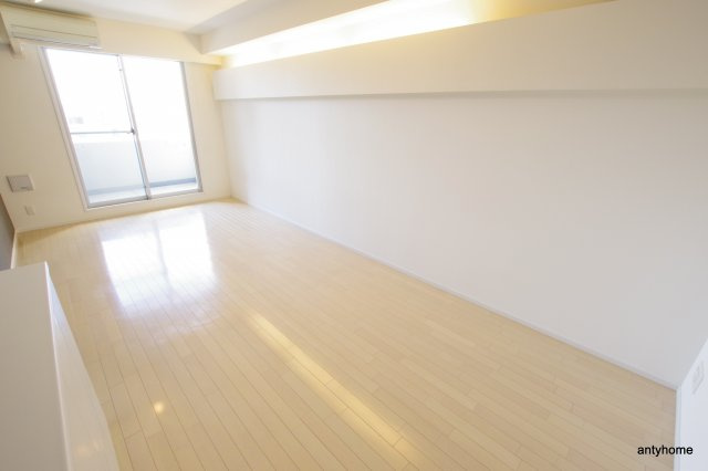 デュオン新大阪レジデンス　仲介手数料無料の洋室