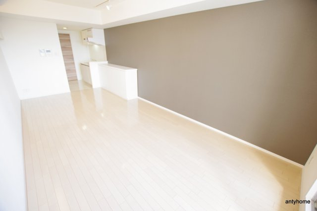 デュオン新大阪レジデンス　仲介手数料無料の居間・リビング