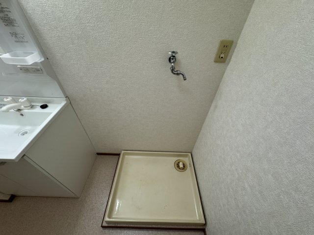 ソワサント成田Cのその他|室内洗濯機置場
