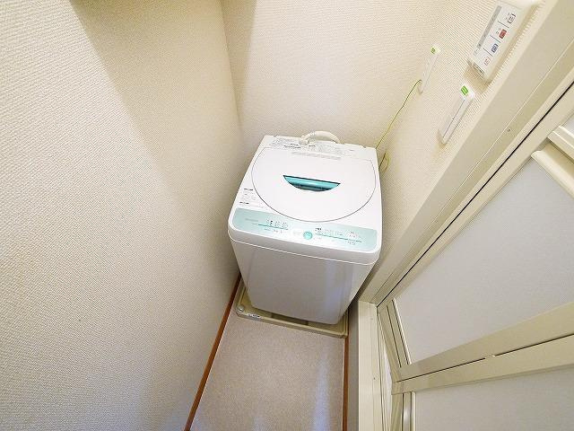 レオパレスゆう　藤ノ木の設備|洗濯機置き場です