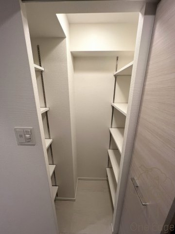 S-RESIDENCE福島玉川Tresの玄関