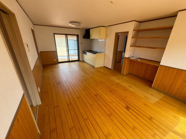 城島町青木島　中古平屋の居間・リビング