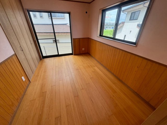 城島町青木島　中古平屋の洋室