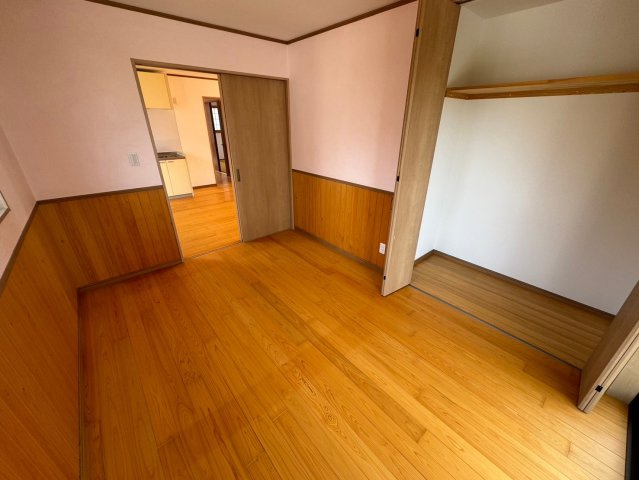 城島町青木島　中古平屋の洋室