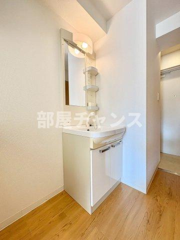 HF久屋大通レジデンスの独立洗面台