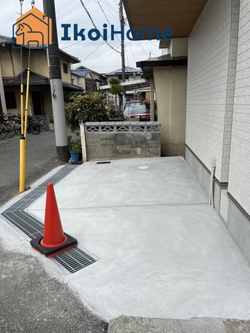 明石市大久保町わかば　新築戸建の駐車場|●年中無休：見学時間9:00～20:00・当日予約可●敷地にはお車が１台駐車できます。近隣にはイオン明石などの商業施設もありお買い物や生活に便利です。