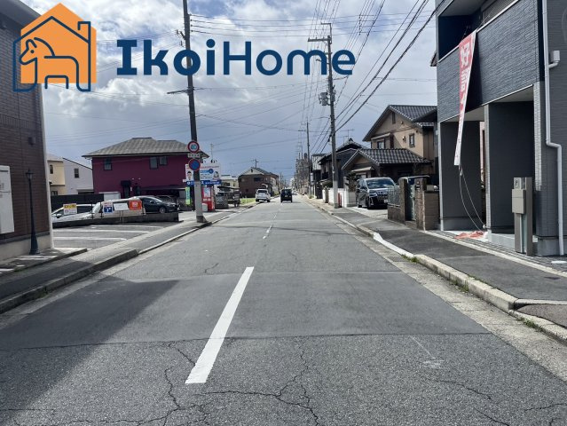 明石市二見町福里　新築戸建　の前面道路含む現地写真|●資料・カタログのご請求無料●現地見学可能●最寄り駅の土山駅までは徒歩16分と駅ちかで通勤や通学、お出かけの際に便利です。