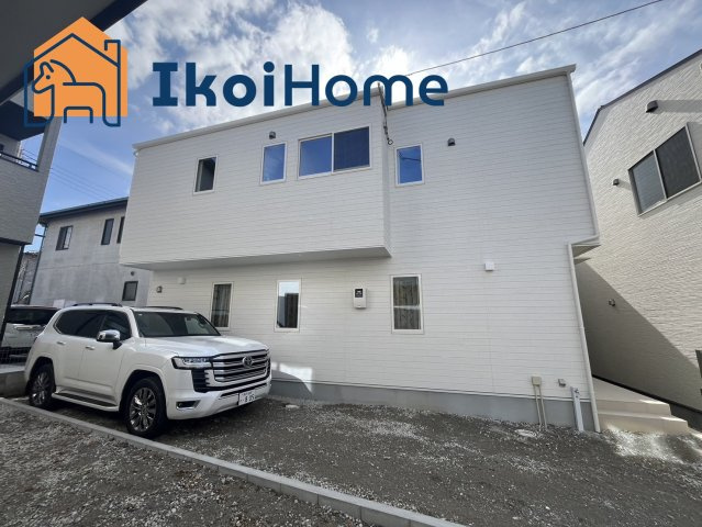 明石市魚住町清水　新築戸建　全4区画　4号地の周辺|●年中無休：見学時間9:00～20:00・当日予約可●弊社独自で毎月５組限定の「人気オプション３点パック」をご用意。カーポート・バルコニー・ウッドデッキを１５万円（税別）で取り付け。