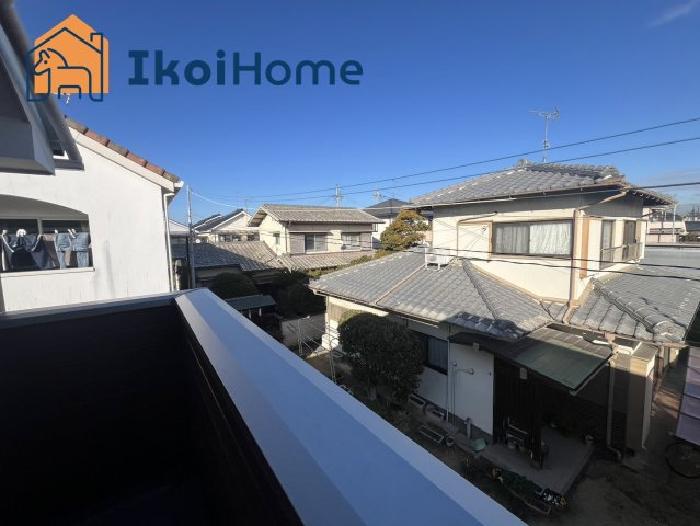 神戸市西区上新地2丁目　新築戸建の展望|●年中無休：見学時間9:00～20:00・当日予約可●南東向きバルコニーがついています。バルコニーには屋根がございません。
８～万円バルコニー屋根が設置できます。これで小雨が降っても濡れず、安心です。