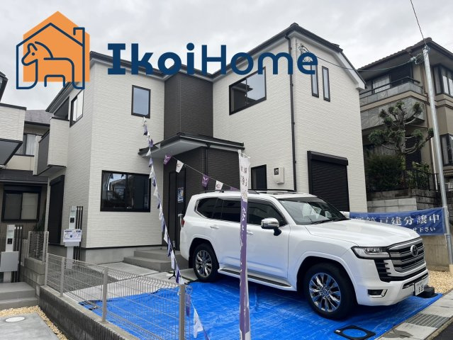 神戸市西区樫野台3丁目　新築戸建の外観|●年中無休：見学時間9:00～20:00・当日予約可●敷地内にお車3台駐車可能です（軽自動車含む）。また、そのほかに自転車やバイクを置くスペースもあり便利です。