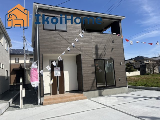 明石市魚住町長坂寺　第3　新築戸建　第2号棟の駐車場|物件・当店の最寄り駅まで無料送迎サービスございます。買い物のついでに、用事のついでに、ちょっとした空き時間にも対応致します！最短、10分で指定場所までお迎えに向かいます！まずはお問い合わせください！