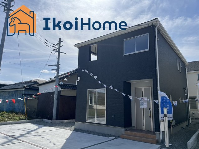 明石市魚住町長坂寺　第3　新築戸建　第3号棟の周辺|●資料・カタログのご請求無料●現地見学可能●小学校までは徒歩10分と近く、お子様がいらっしゃるご家族様にもお勧めです。また、周辺には商業施設もあり生活しやすいです。