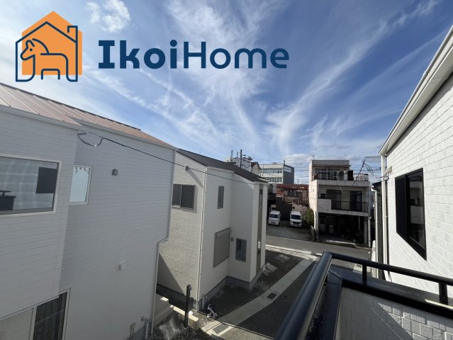 明石市魚住町清水　新築戸建　全4区画　3号地の展望|●年中無休：見学時間9:00～20:00・当日予約可●バルコニーもかなり広くお洗濯物をたくさん干すことができます。８～万円バルコニー屋根が設置できます。これで小雨が降っても濡れず、安心です。