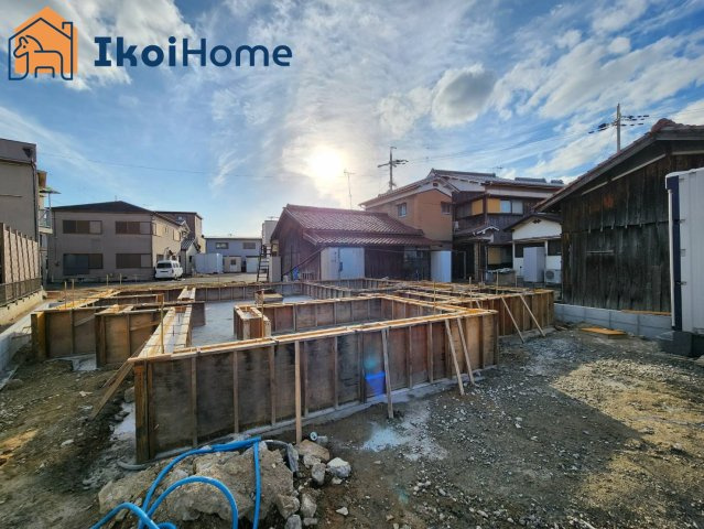 明石市二見町西二見　新築戸建の周辺|●年中無休：見学時間9:00～20:00・当日予約可●現在建築中のため内部の写真はありません。最寄り駅の西二見からは徒歩14分の立地で、徒歩10分圏内に幼稚園や小学校、中学校があります。