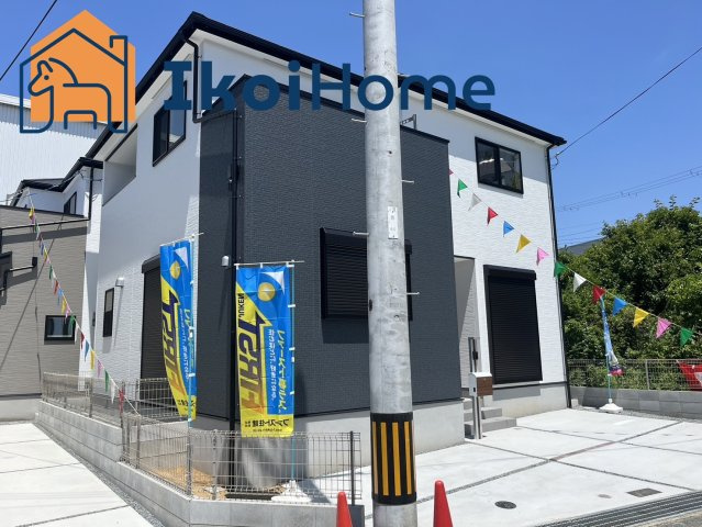 神戸市西区北別府町4丁目　第9西区北別府　新築戸建　第2号地のエントランス|●年中無休：当日予約可●駐車場並列3台駐車！いいですね！