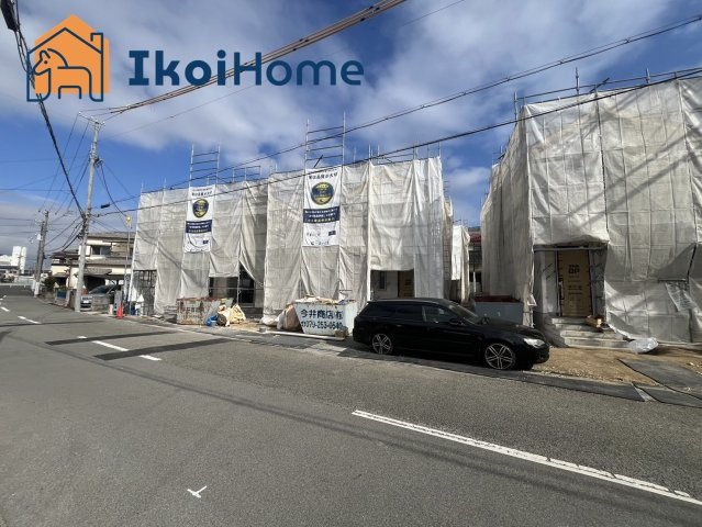 明石市魚住町西岡　D号棟　新築戸建の前面道路含む現地写真|●年中無休：見学時間9:00～20:00・当日予約可●計４回の検査に通過した耐震性がある物件となっています。