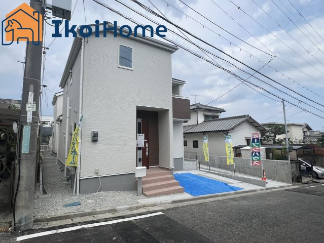 明石市大久保町高丘7丁目　新築戸建　1号地の駐車場|バス停までは徒歩6分となっており、7分で大久保駅にも到着するので通勤や通学、便利な立地となっています