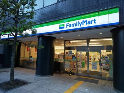 コンビニ
