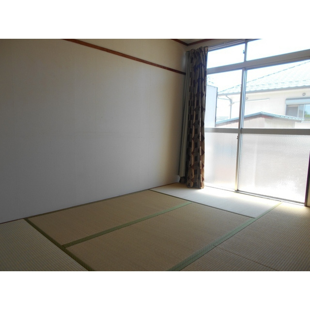 本巣市仏生寺のアパートの内装|和室