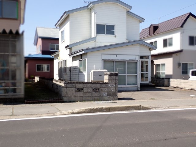 【外観】 | 黒石市青山 中古住宅4DK・土地55坪・駐車場あり