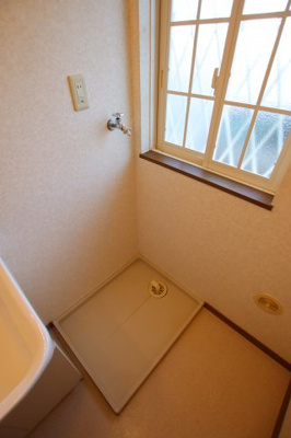 【設備】 | コスモスA・B | 室内洗濯機置場