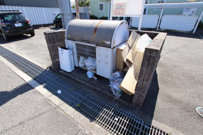 【その他共用部分】 | コスモスA・B | 敷地内ゴミ捨場