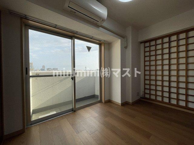 アリスマナーガーデン四天王寺の居間・リビング