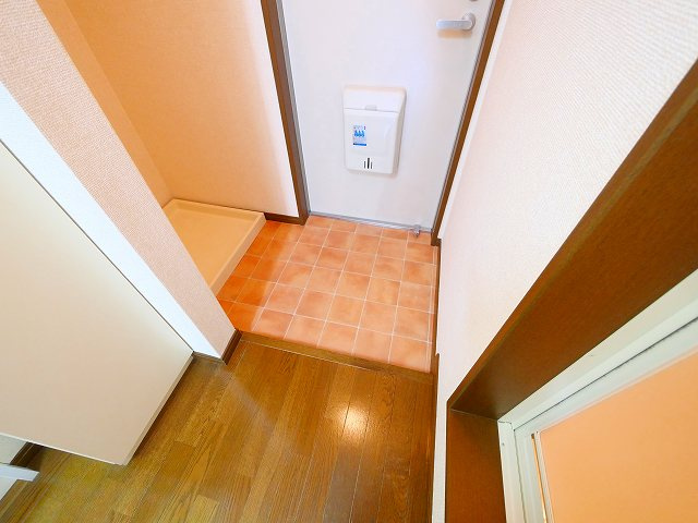 パセオ学園前の玄関