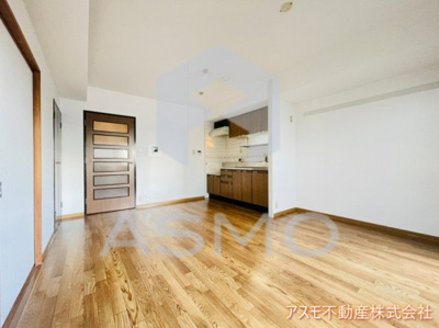 【居間・リビング】 | CH.158 RESIDENCE NAKANOSHIMA | 同マンション別部屋　参考写真