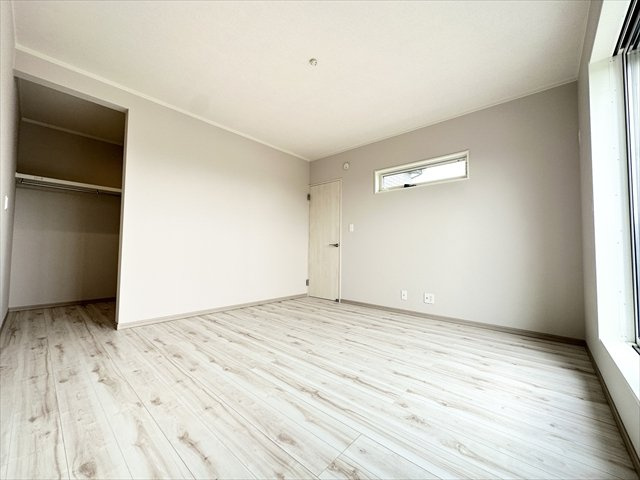 【洋室】 | 新築戸建て「南足柄市生駒」 | 洋室①8帖