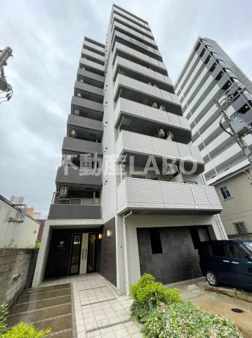 パウゼドーム前の外観