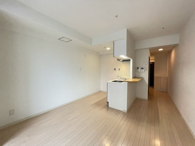 パウゼドーム前の居間・リビング