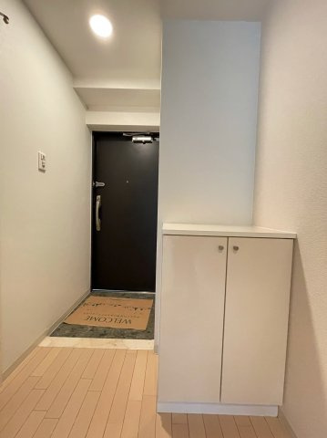 パウゼドーム前の玄関