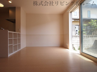 【居間・リビング】 | グラマードマレ・A棟