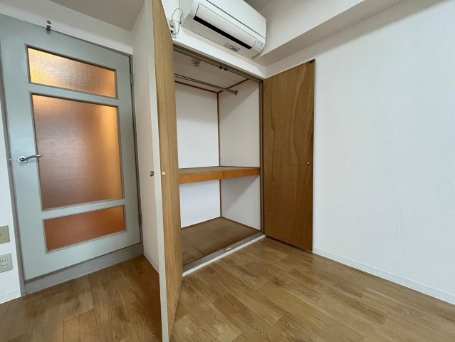 麦島建設本社ビルの収納