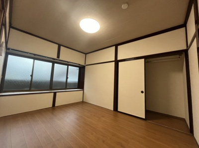 【居間・リビング】 | みのりハイツ | こちらの居間で趣味の時間をお楽しみください