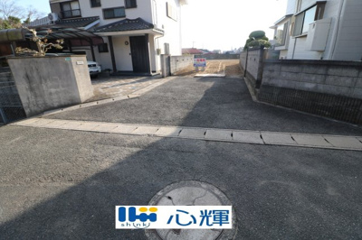【前面道路含む現地写真】 | 宇部市東平原1丁目土地（82坪・更地） | 現地（2024年12月17日撮影）
