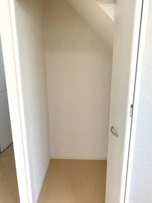 【その他】 | アルファインⅢ | リビング物入